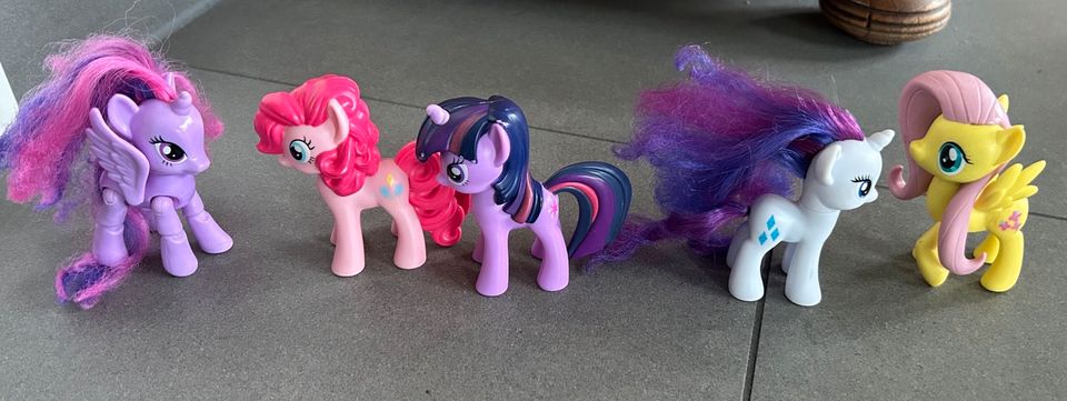 5 kleine Pferdchen, 3x My Little Pony und 2x Hasbro im Set in Aschaffenburg