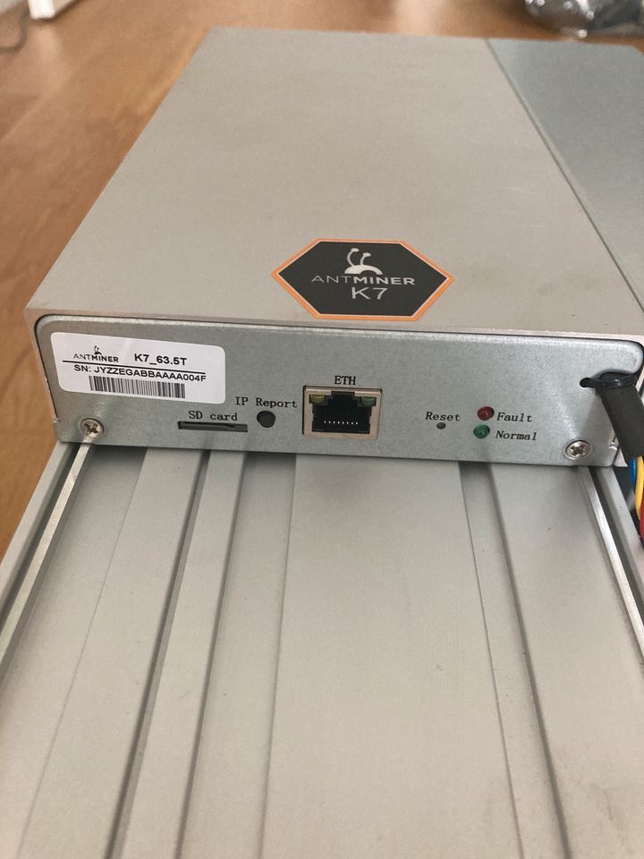 Bitmain Antminer K7 63.5 TH/s in Nürnberg (Mittelfr)