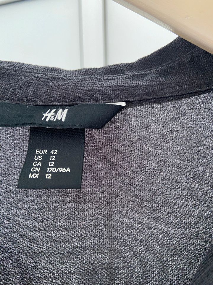 H&M fließendes Hemdblusenkleid anthrazit schwarz 40/42 in München