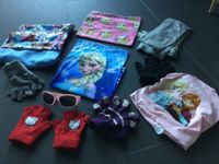 Ein Winterpaket für die kleine Eiskönigin Mütze, Handschuhe, Scha Nordrhein-Westfalen - Kamen Vorschau