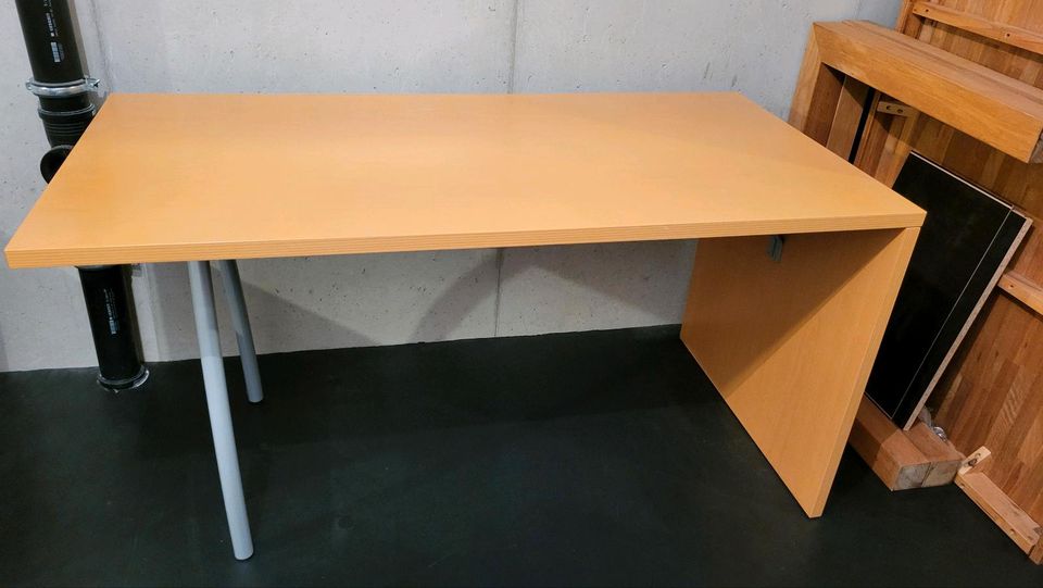 Schreibtisch Möller Design, sehr hochwertig in Jettingen