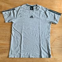 Graues Adidas Shirt in Gr. M Düsseldorf - Oberkassel Vorschau