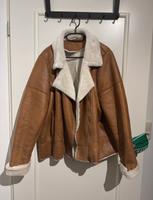 Gefütterte braune Lederjacke von Studio Untold in Größe 48 Niedersachsen - Stade Vorschau