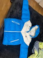 Nike Daunenjacke Größe M Nordrhein-Westfalen - Meerbusch Vorschau