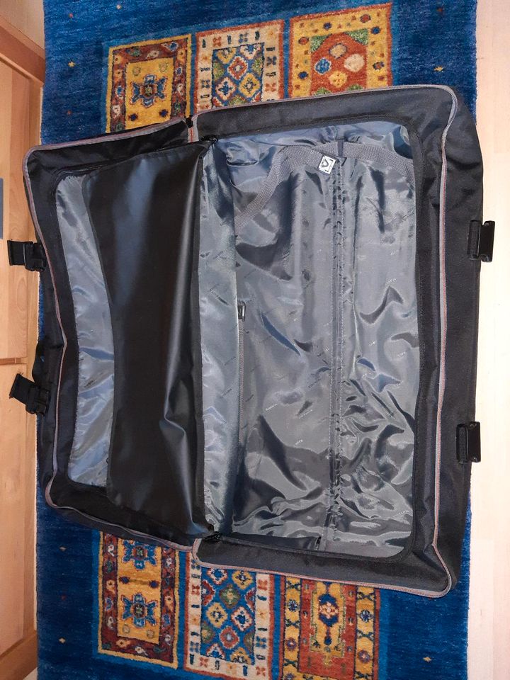 Reisetasche / trolley / Reisekoffer travelite schwarz in München