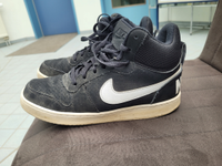 Sneakers Nike Schuhe Gr. 40 Niedersachsen - Garbsen Vorschau