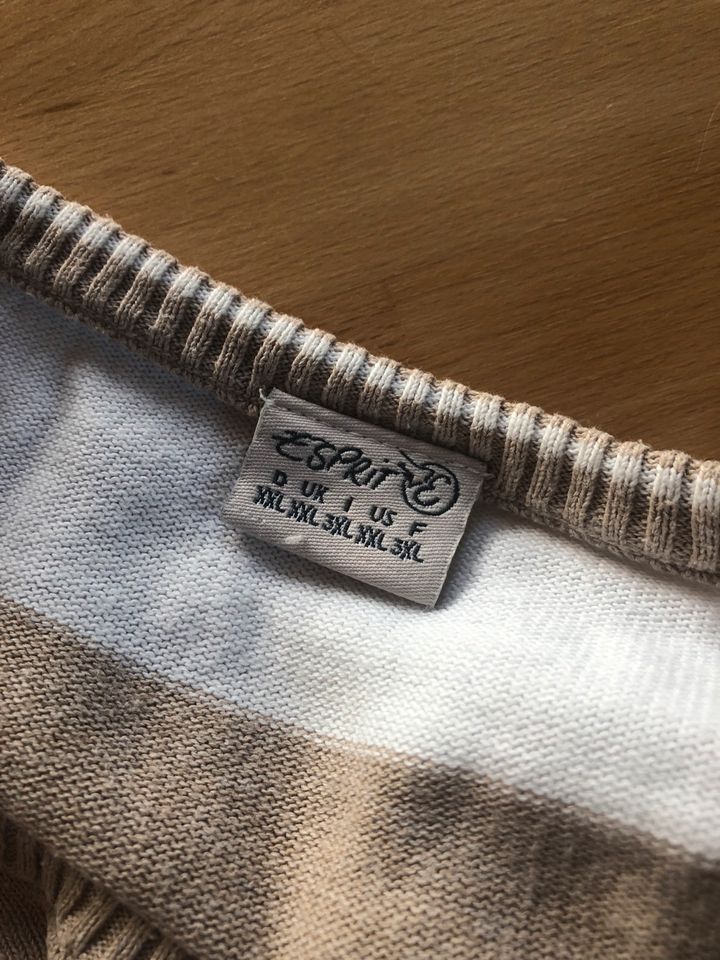 Esprit Pullover weiß/beige gestreift Größe XXL (44) in Straubenhardt