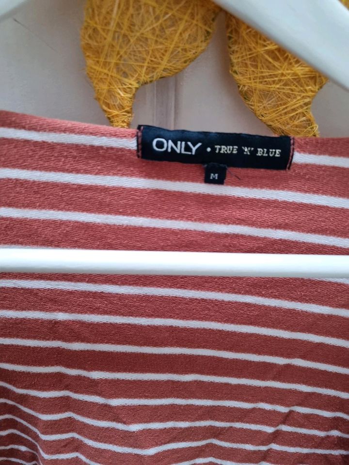 Only Cardigan M in Lemgo