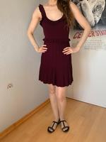 Neu. Zara Träger Kleid EUR S / 36 Aubergine Rüsche Brandenburg - Geltow Vorschau
