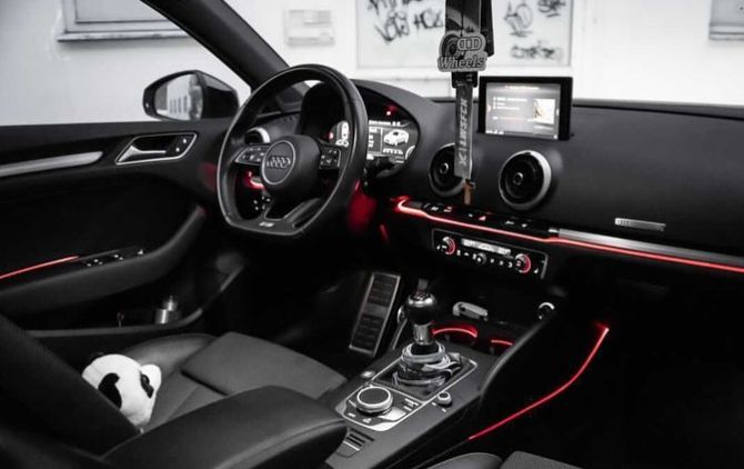 Audi A5 A6 Ambientebeleuchtung Innenraum Beleuchtung nachrüsten in Coburg