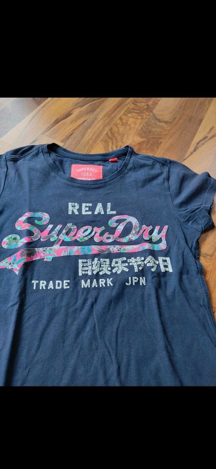 T-Shirt Super Dry in Prüm