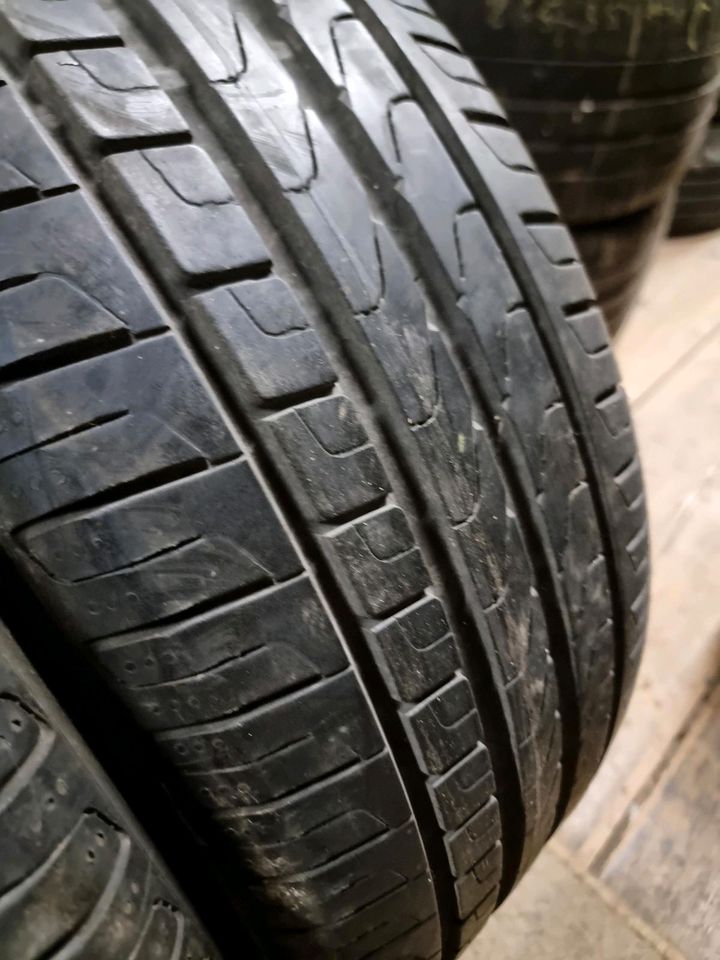 2x 215 45 R18 93W 7mm Pirelli Sommerreifen in Stuttgart