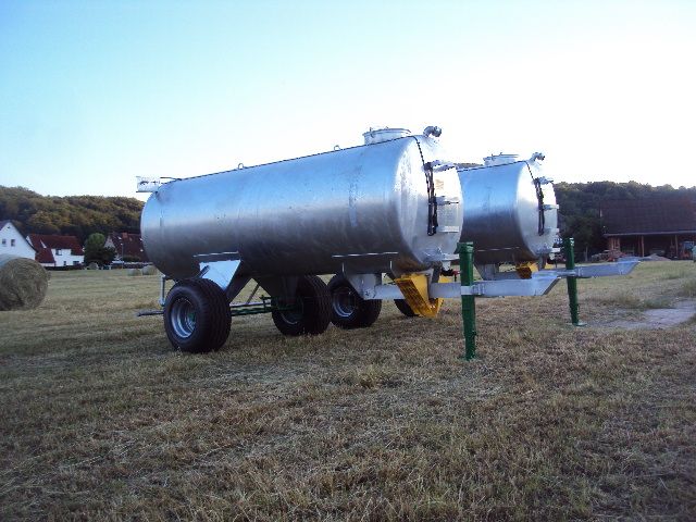 Wasserwagen 5000 Liter verzinkt für Radlader Traktor Anhänger in Dermbach