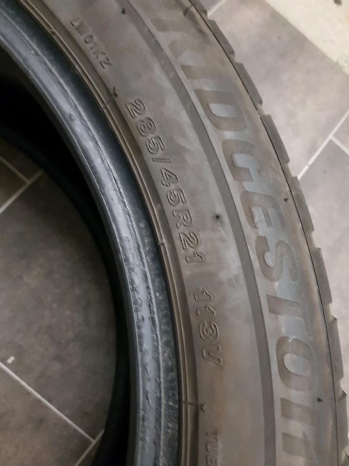 285 45 R21 113V Bridgestone Blizzak LM005 * Winterreifen Reifen in Staufenberg