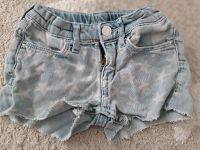 Jeans Shorts kurze Hose mit Sternen. Düsseldorf - Derendorf Vorschau