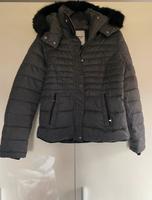 Winterjacke mit abnehmbarer Kapuze / Größe S Kr. Dachau - Bergkirchen Vorschau