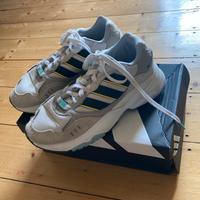 Adidas Retropy F90 Sneaker Damen 40 2/3 Hessen - Darmstadt Vorschau
