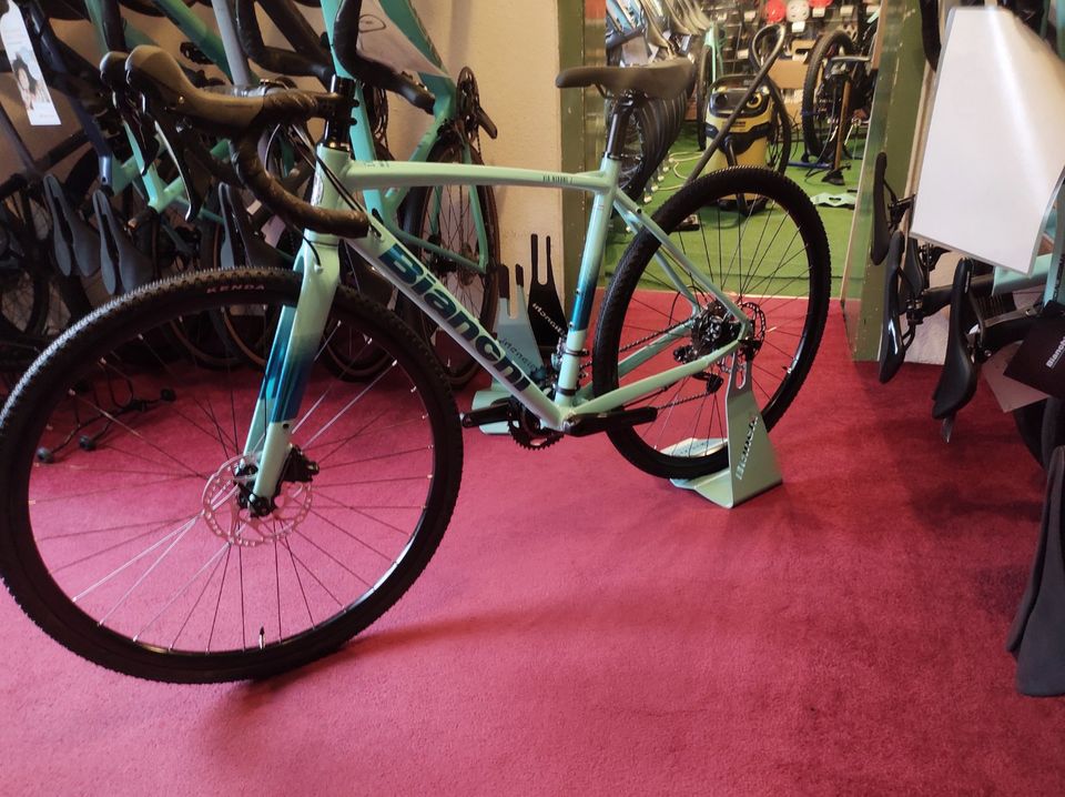 Bianchi Nirone allroad gravel  RH 53, 55, 57  celeste neu eingetroffen € 1599,--  Sonderpreis ! in Gießen