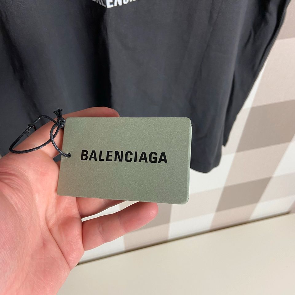 Balenciaga Speedhunters Tshirt Herren Gr.S oversized in Michelstadt