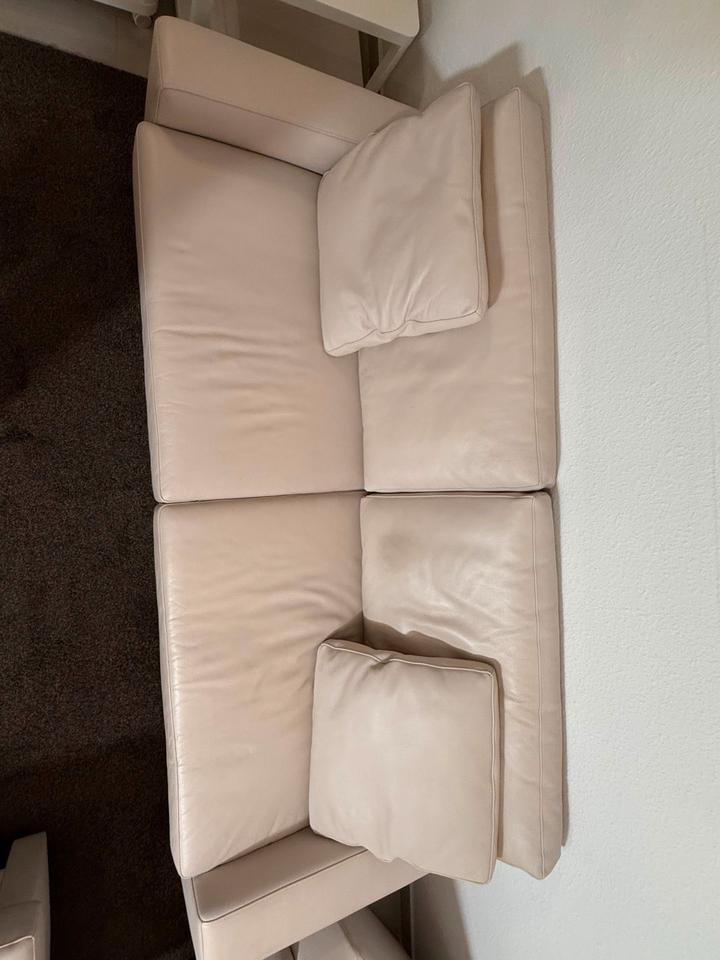 Leder Sitzgarnitur 1 Sofa + 2 Sessel + 1 Hocker (Sofa Sitzgruppe) in Neunkirchen-Seelscheid