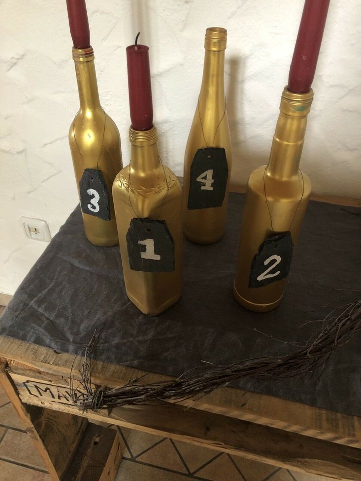 Adventskranz aus Flaschen, Flasche mit Kerze, Adventslicht in Prüm