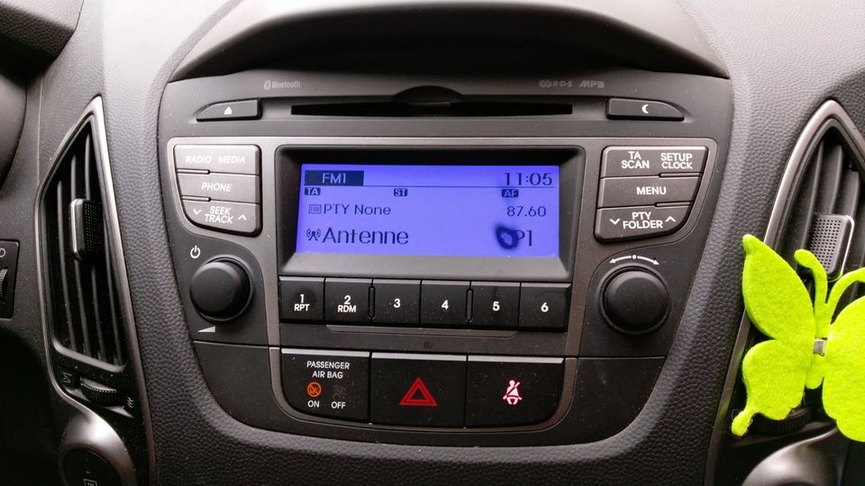 Hyundai IX35 Autoradio Radio Auto CD MP3 Phone Media in Berlin