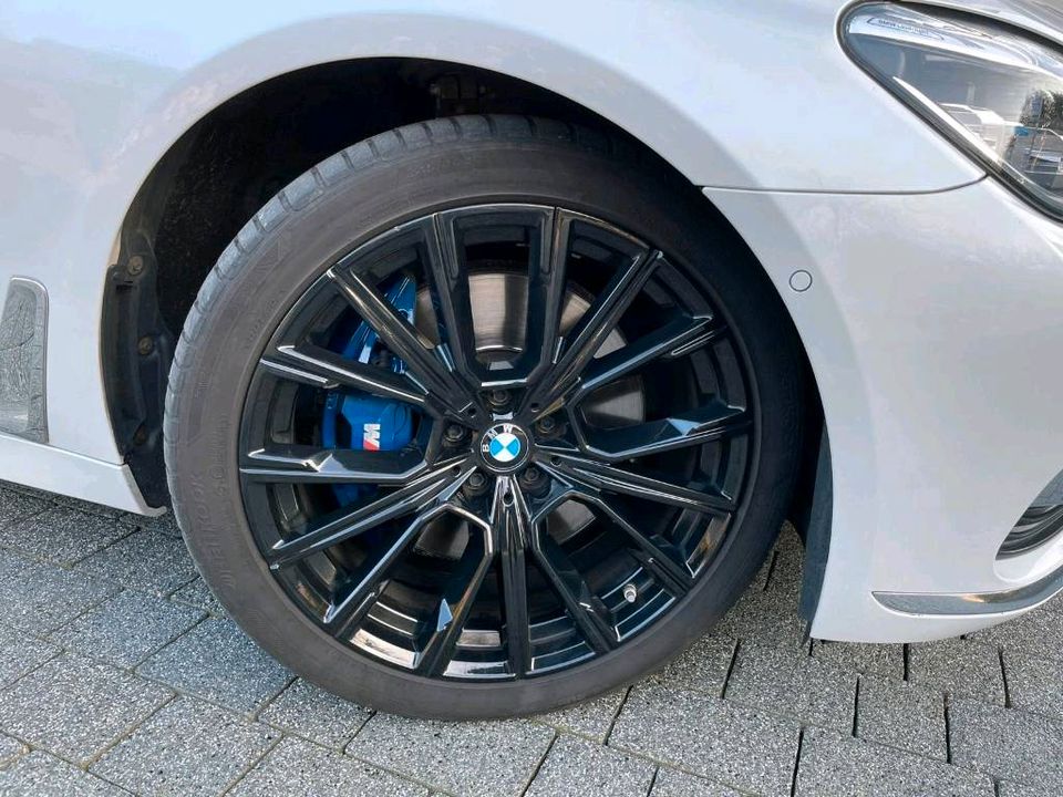 BMW 740 xD in Michendorf