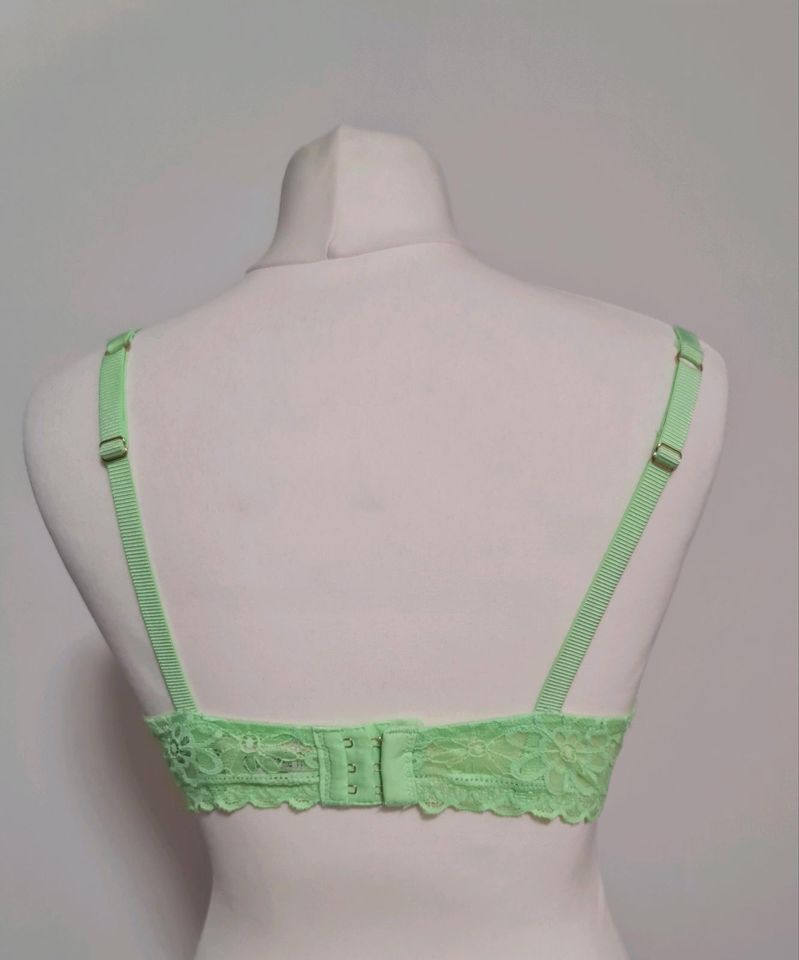 BH neon grün 80 D Dessous Damen Unterwäsche wie neu in Meerane