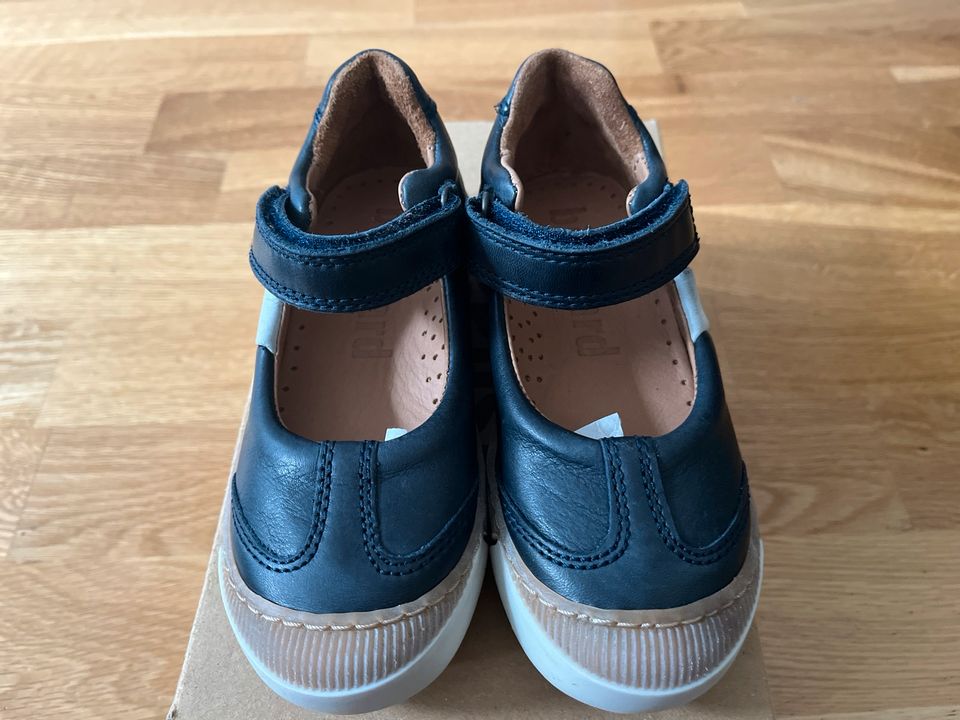 Schöne Bisgaard Ballerinas Spangenschuhe blau Gr. 28 neu in Stuttgart