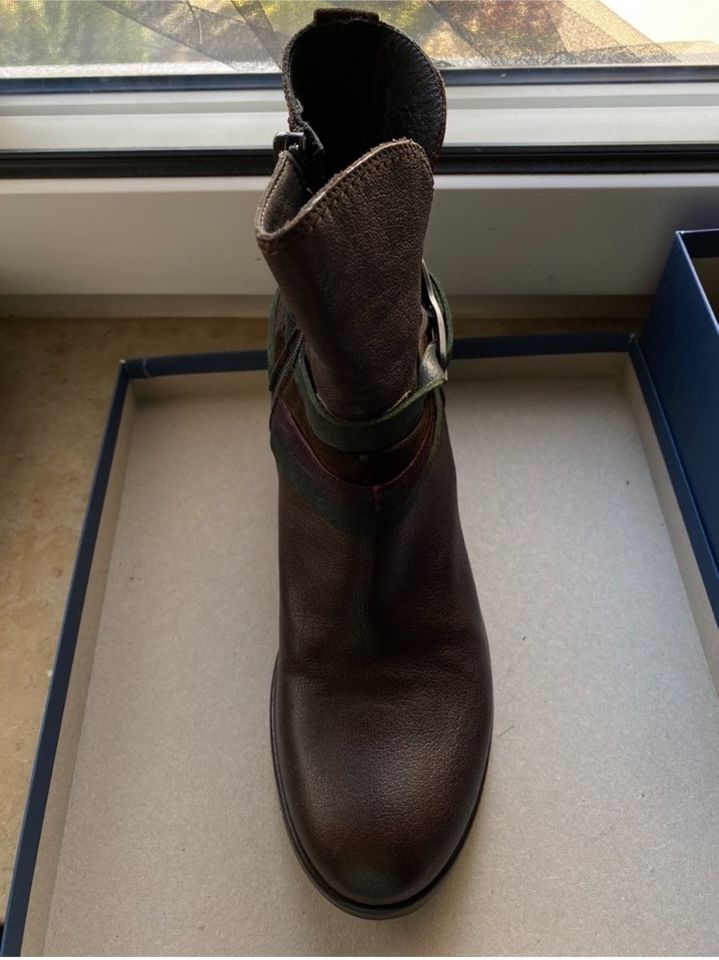 Donna Carolina Damen Boots Stiefeletten Schuhe Stiefel 39 NEU in Frankfurt am Main