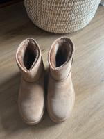 Boots Plateau beige camel Sand 38 gefüttert Kunstfell Bayern - Schnaittach Vorschau