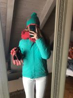 ROXY Set aus Winterjacke, Mütze, Schal und Handschuhen Gr. S Nürnberg (Mittelfr) - Südstadt Vorschau