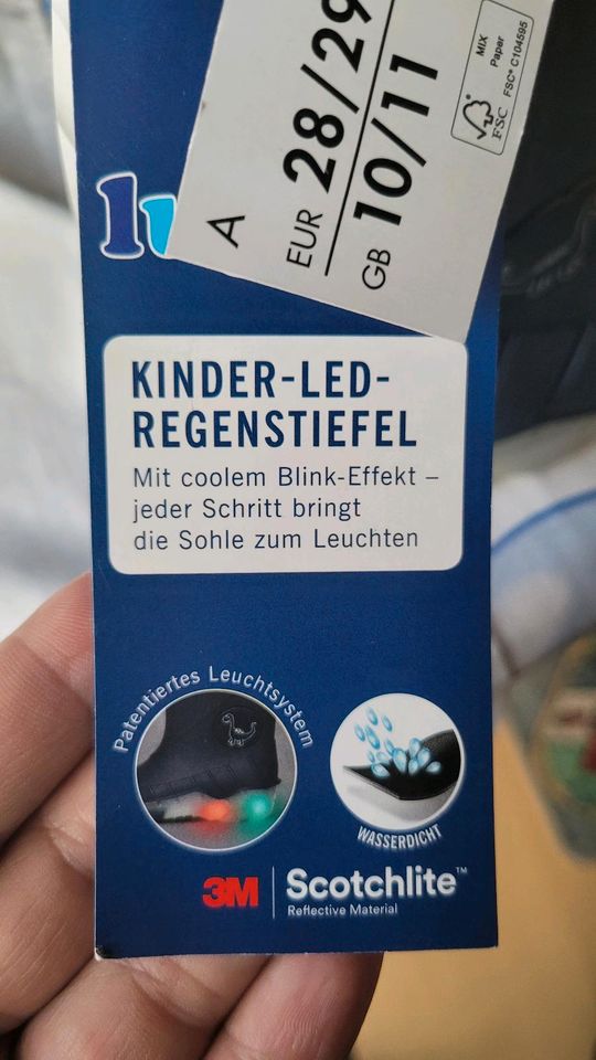 Gefütterte Kinder Regenstiefel Gr. 28/29 blau, Blink Effekt NEU in Mutlangen