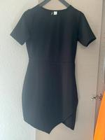 Schwarzes Kleid Nordrhein-Westfalen - Baesweiler Vorschau