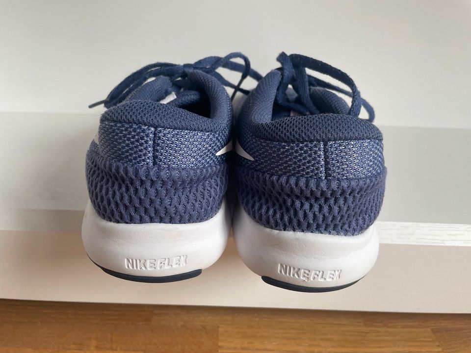 Nike flex Sneaker Sportschuhe Gr. 38 blau in Dänischenhagen