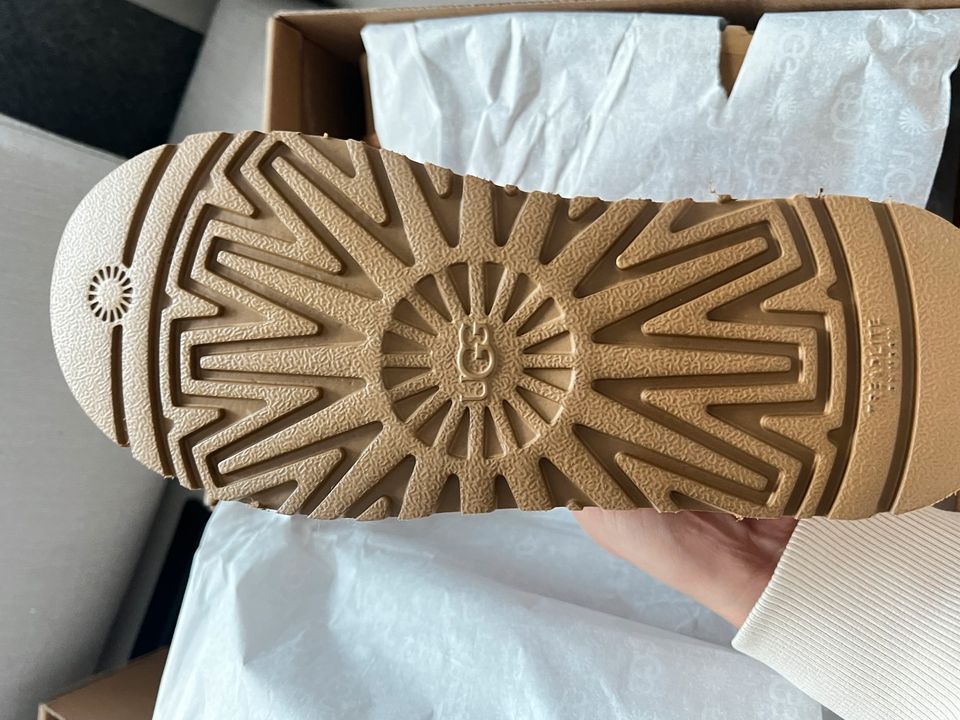 UGG TAZZ neu in Mülheim (Ruhr)