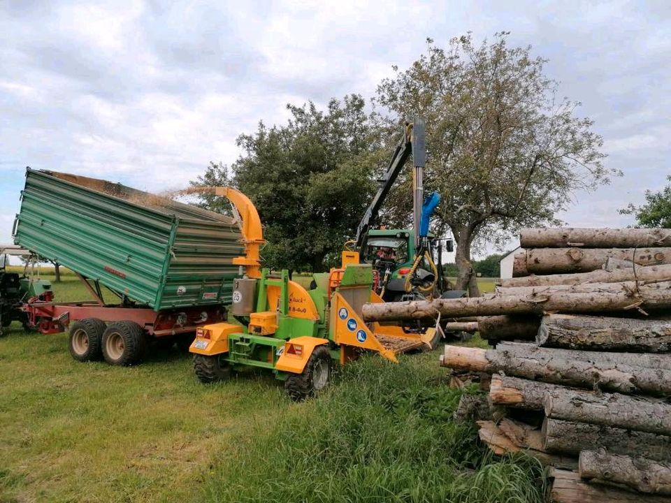 Hacker, Lohnhacken, Hackschnitzel, Holz,Holzhacken in Pleinfeld