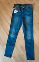 ❤️ NEU Tolle Skinny High 1981 Jeans GUESS 28 blau NEU Bayern - Augsburg Vorschau