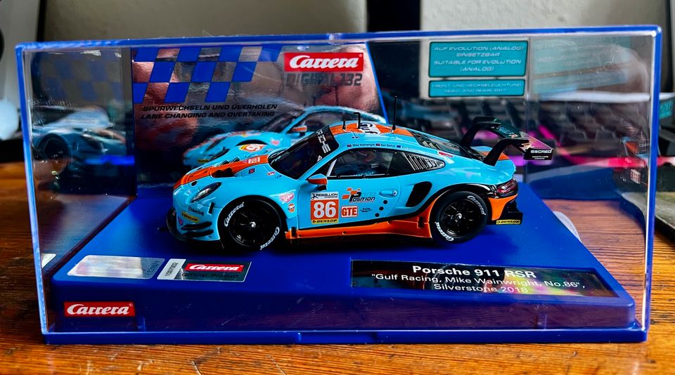 Carrera Digital 32019 Porsche 911 RSR Gulf No 86 Neu in Duisburg