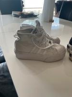 Adidas Schuhe für 2x 60€ Nordrhein-Westfalen - Kempen Vorschau