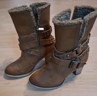 Schicke Winterstiefel 39 Bayern - Roth Vorschau