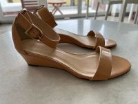 J. Crew Wedges Lackleder Lack Leder Gr 7 37 Beige Sandaletten NEU Baden-Württemberg - Reutlingen Vorschau