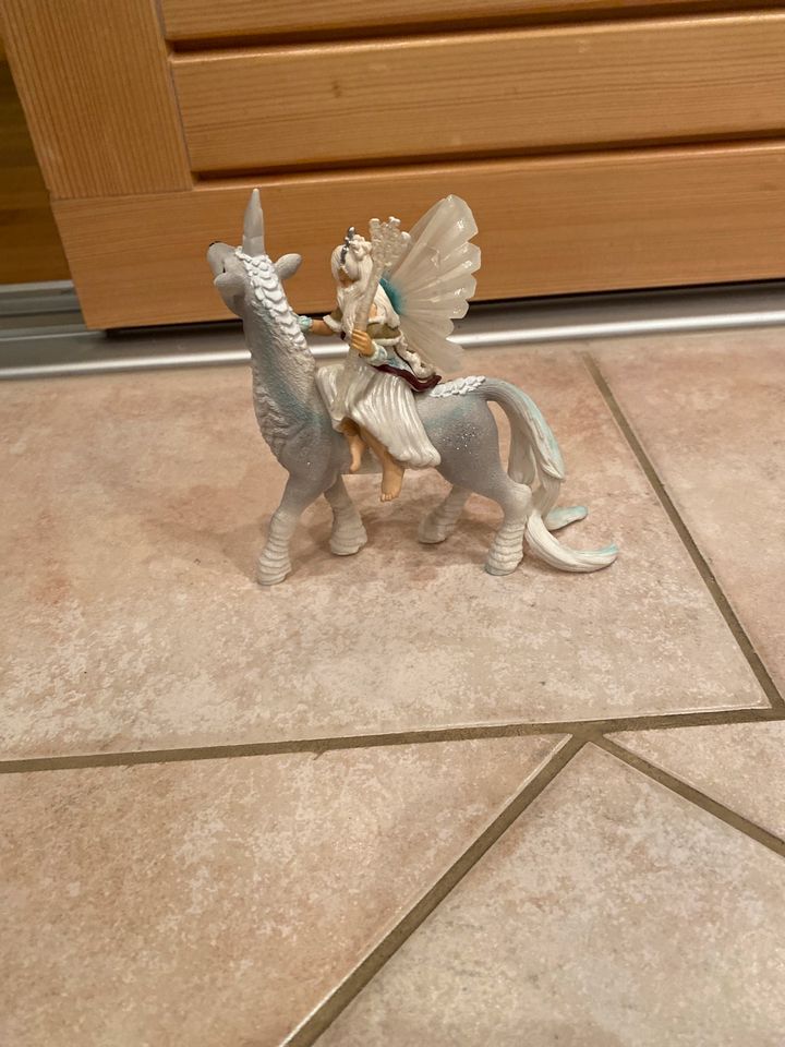 Schleich Bayala Elfe in Pilsting