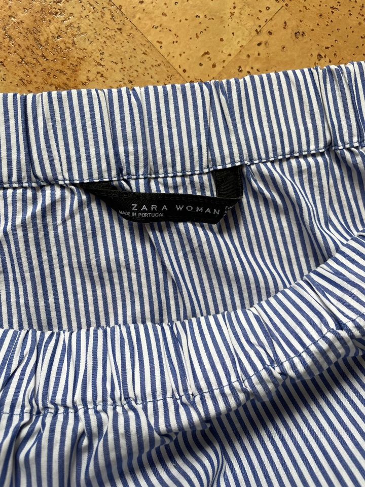 Blauweiß gestreifte Bluse von Zara Gr. XS in Drochtersen