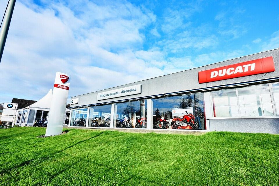 Ducati Streetfighter V4  3 Jahre Garantie in Altendiez
