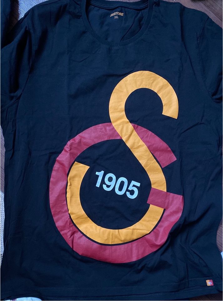 Galatasaray T-Shirt Gr 3 XL in Dortmund - Innenstadt-West | eBay  Kleinanzeigen ist jetzt Kleinanzeigen