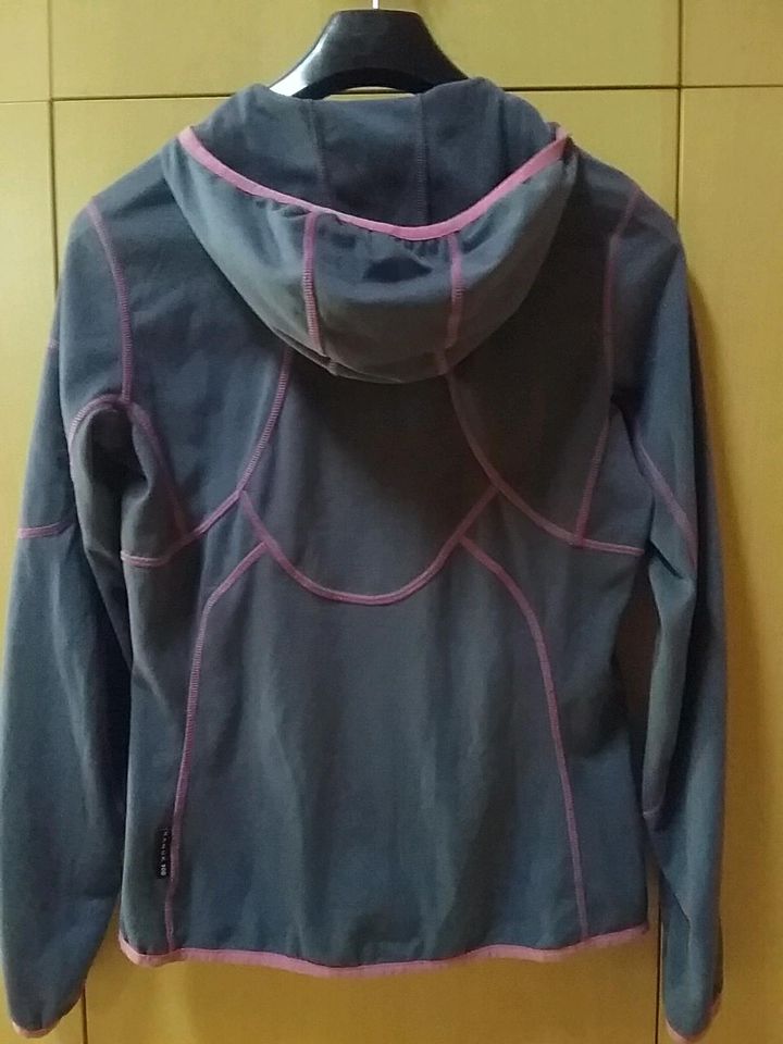 Jack Wolfskin Fleece Jacke Fleecejacke Nanuk Gr XS - NEUWERTIG  ! in Gießen