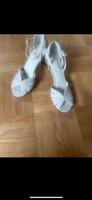 Esprit Sandalen Sandaletten Pumps Peptoes Gr.38 grau neu süß top Bayern - Schlüsselfeld Vorschau