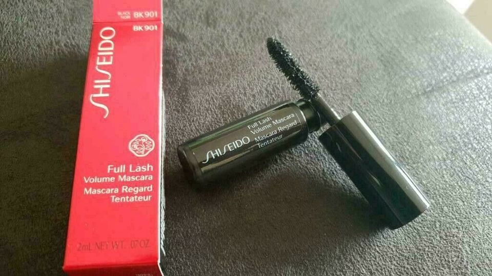 Mini Mascaras Shiseido Clinique MAC black in Witten