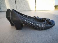 ***TAMARIS; Pumps; Damen; schwarz; Leder; Gr. 38*** Bayern - Nördlingen Vorschau